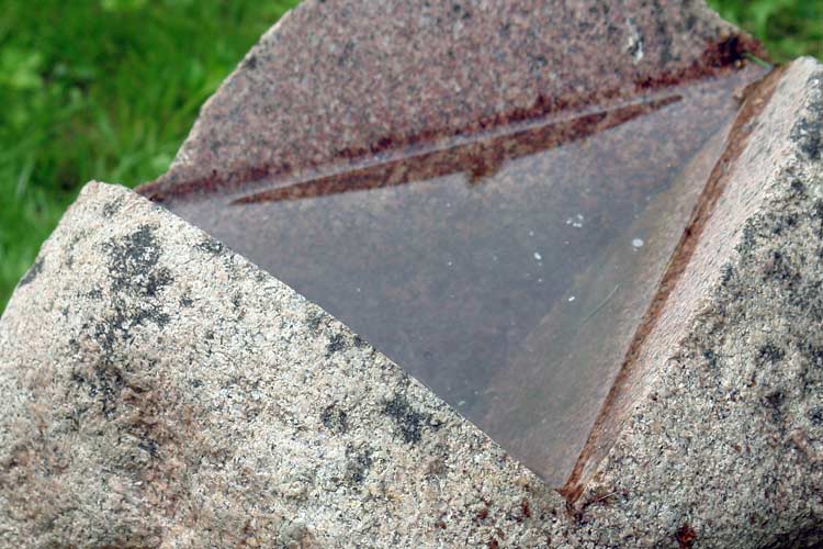 Gerard H&ouml;weler in POAM Penttil&auml; Open Air Museum - sculpture park Finland | veistospuisto